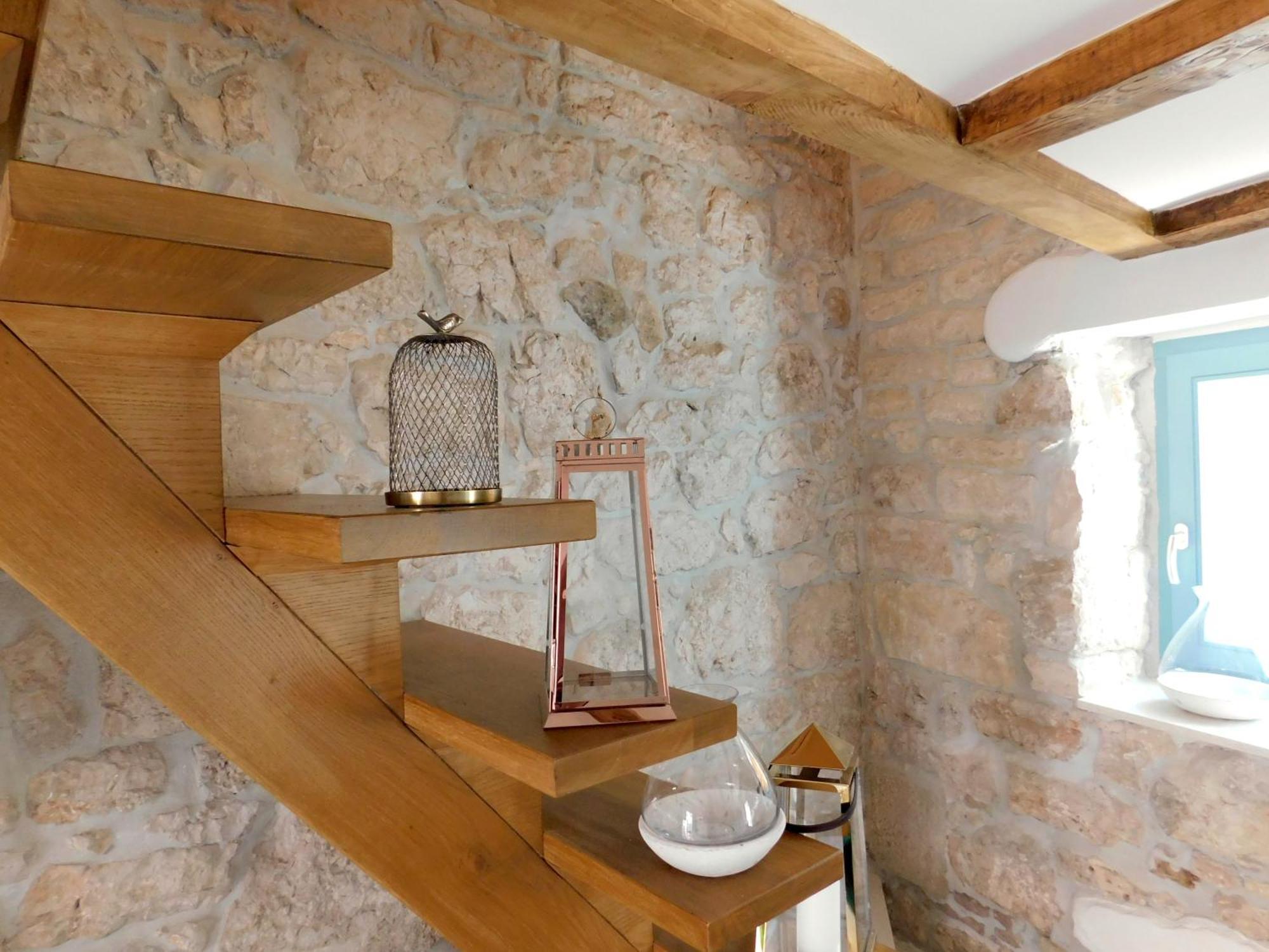 Bezauberndes Steinhaus Mit Garten In Der Altstadt Von Ρόβινι Εξωτερικό φωτογραφία