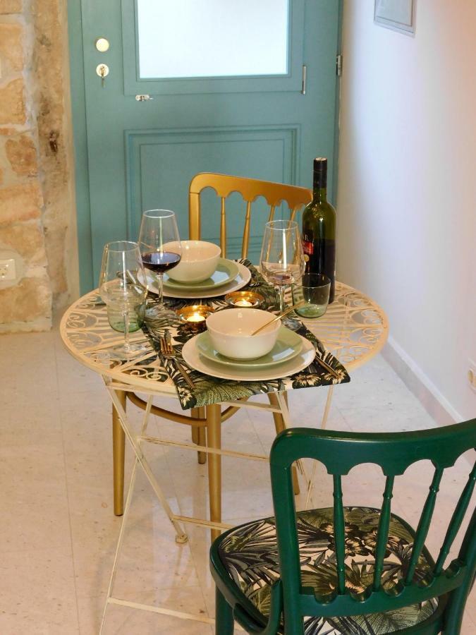 Bezauberndes Steinhaus Mit Garten In Der Altstadt Von Ρόβινι Εξωτερικό φωτογραφία
