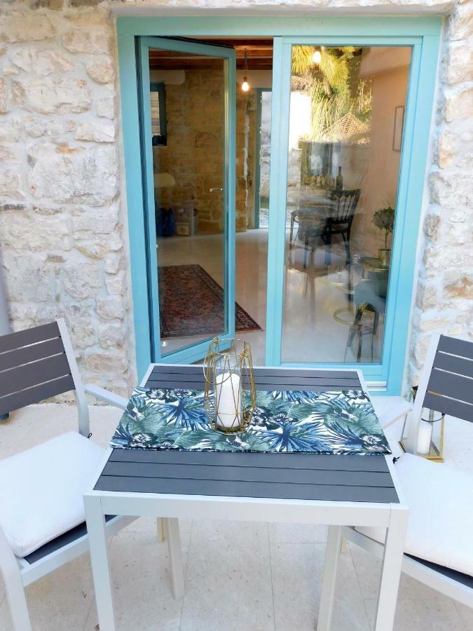 Bezauberndes Steinhaus Mit Garten In Der Altstadt Von Ρόβινι Εξωτερικό φωτογραφία