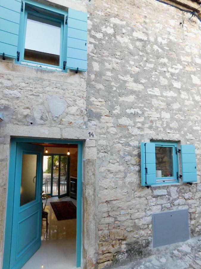 Bezauberndes Steinhaus Mit Garten In Der Altstadt Von Ρόβινι Εξωτερικό φωτογραφία
